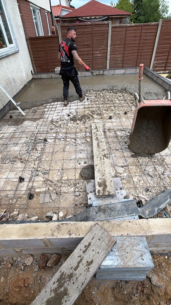 On-Site volumetric ready-mixed concrete Slab Pouring Kingston